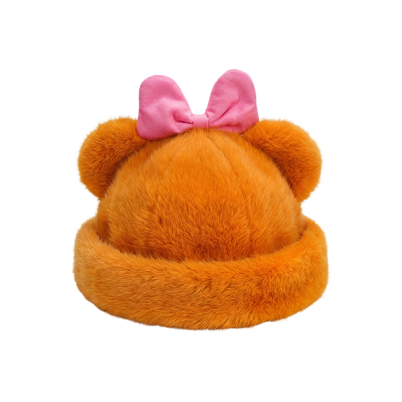 Gorro de peluche naranja con orejas de oso